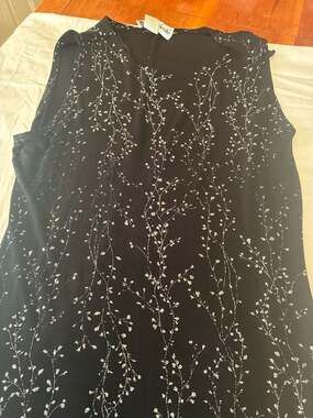 Vintage Ronni Nicole 90s Whimsigoth Black Sleeveless Top with Iridescent Silver